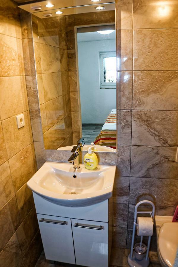 Studio Apartman Papić Drasnice Bagian luar foto