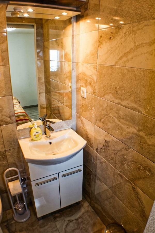 Studio Apartman Papić Drasnice Bagian luar foto