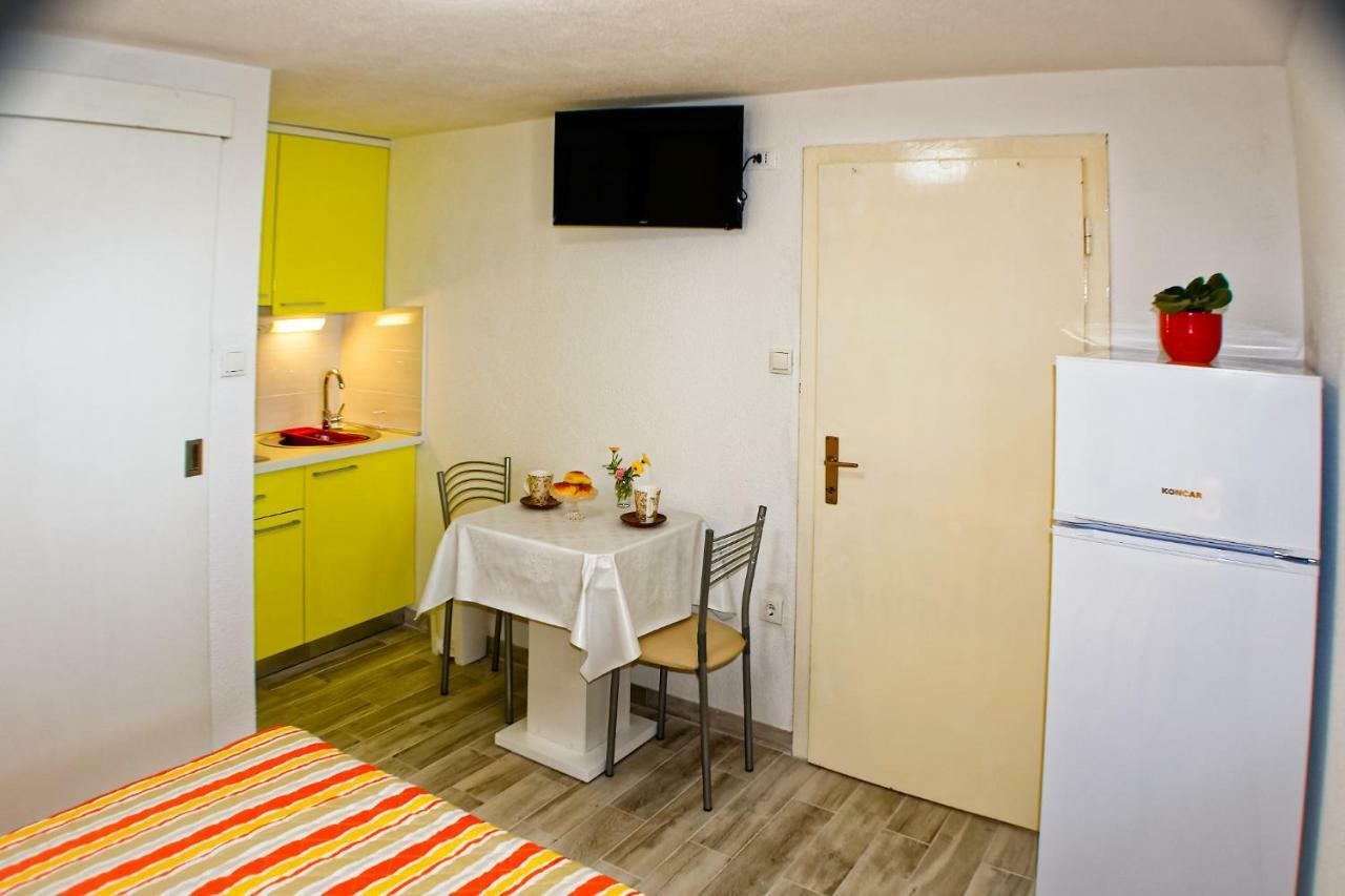 Studio Apartman Papić Drasnice Bagian luar foto