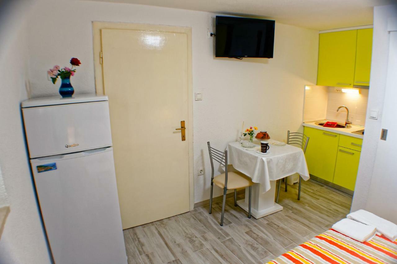 Studio Apartman Papić Drasnice Bagian luar foto